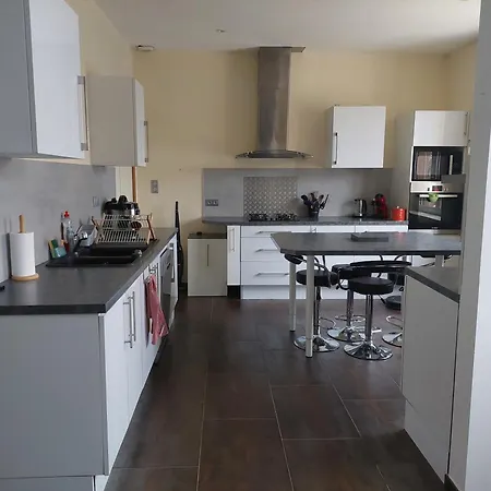 Maison Avec Jardin Proche Commerces Graulhet