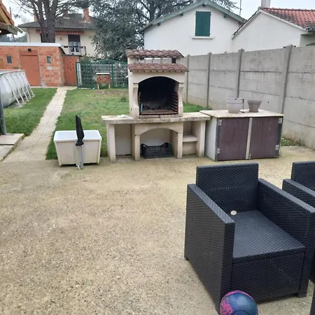Maison Avec Jardin Proche Commerces Ferienhaus Graulhet